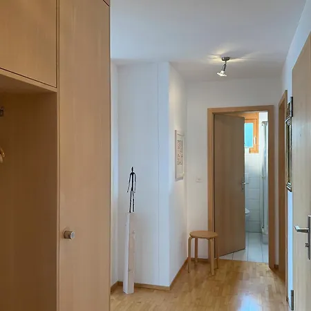 Edelweiss Ferienwohnung, Darvena *