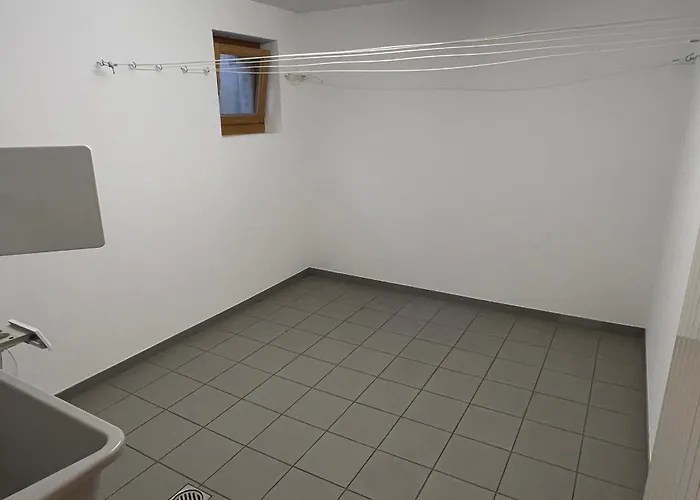 Edelweiss Ferienwohnung, Darvena * Flims