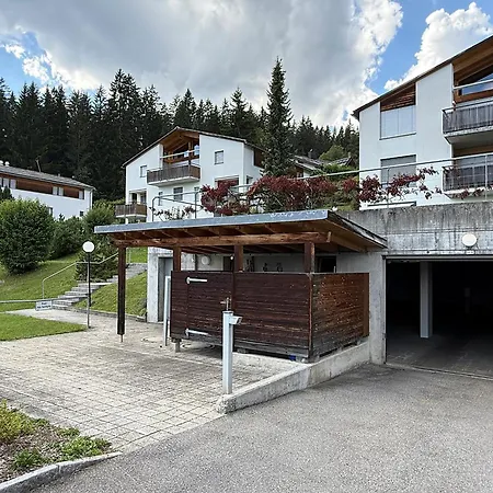 Edelweiss Ferienwohnung, Darvena * Flims