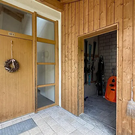 Edelweiss Ferienwohnung, Darvena Daire Flims